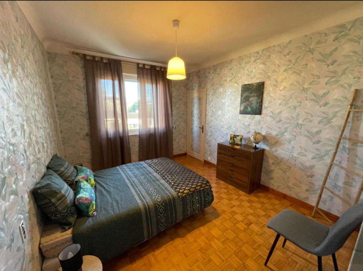 Tres Grand Appartement A 10 Min A Pied Du Centre Castres  Exterior foto